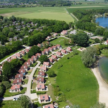 Hotel Vakantiepark 'T Broeckhuys à Ewijk Extérieur photo