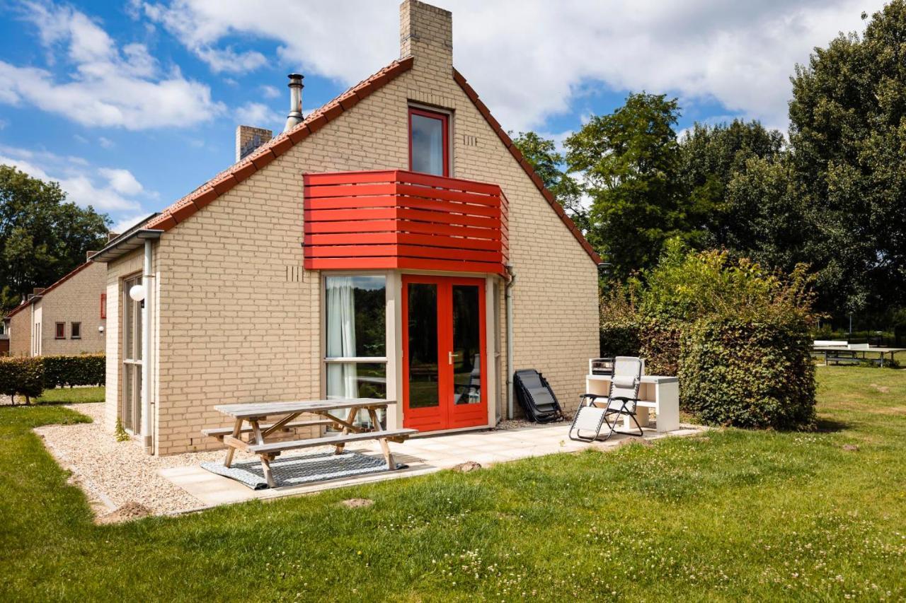 Hotel Vakantiepark 'T Broeckhuys à Ewijk Extérieur photo