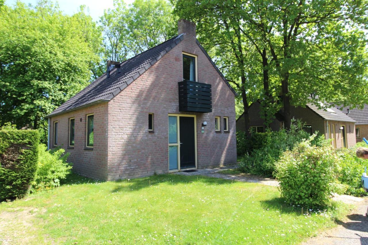 Hotel Vakantiepark 'T Broeckhuys à Ewijk Extérieur photo