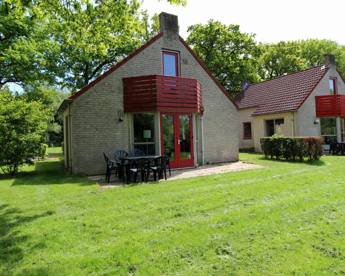 Hotel Vakantiepark 'T Broeckhuys à Ewijk Extérieur photo